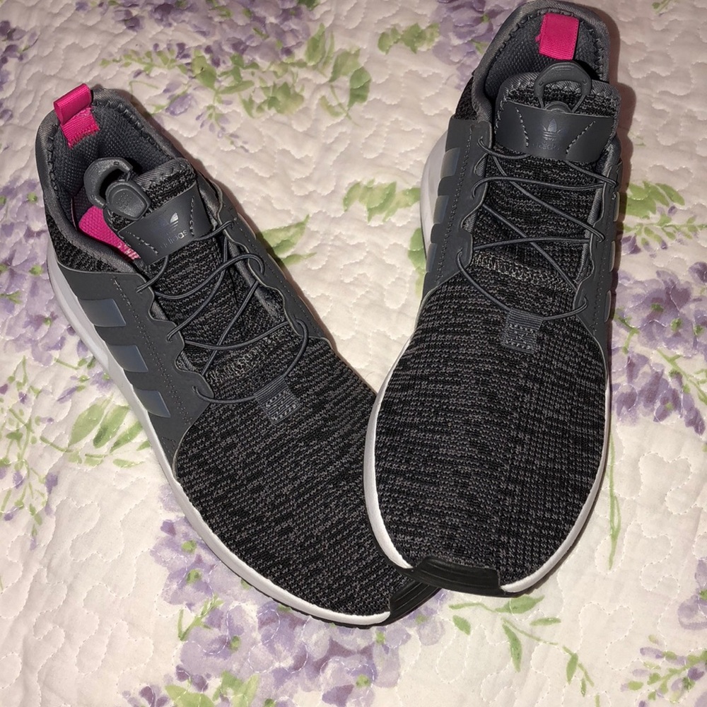 Adidas Tennis Shoes